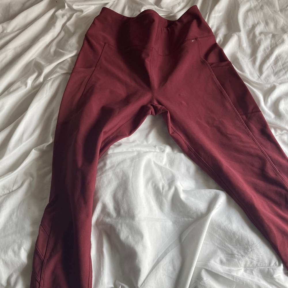 Red athletic capris